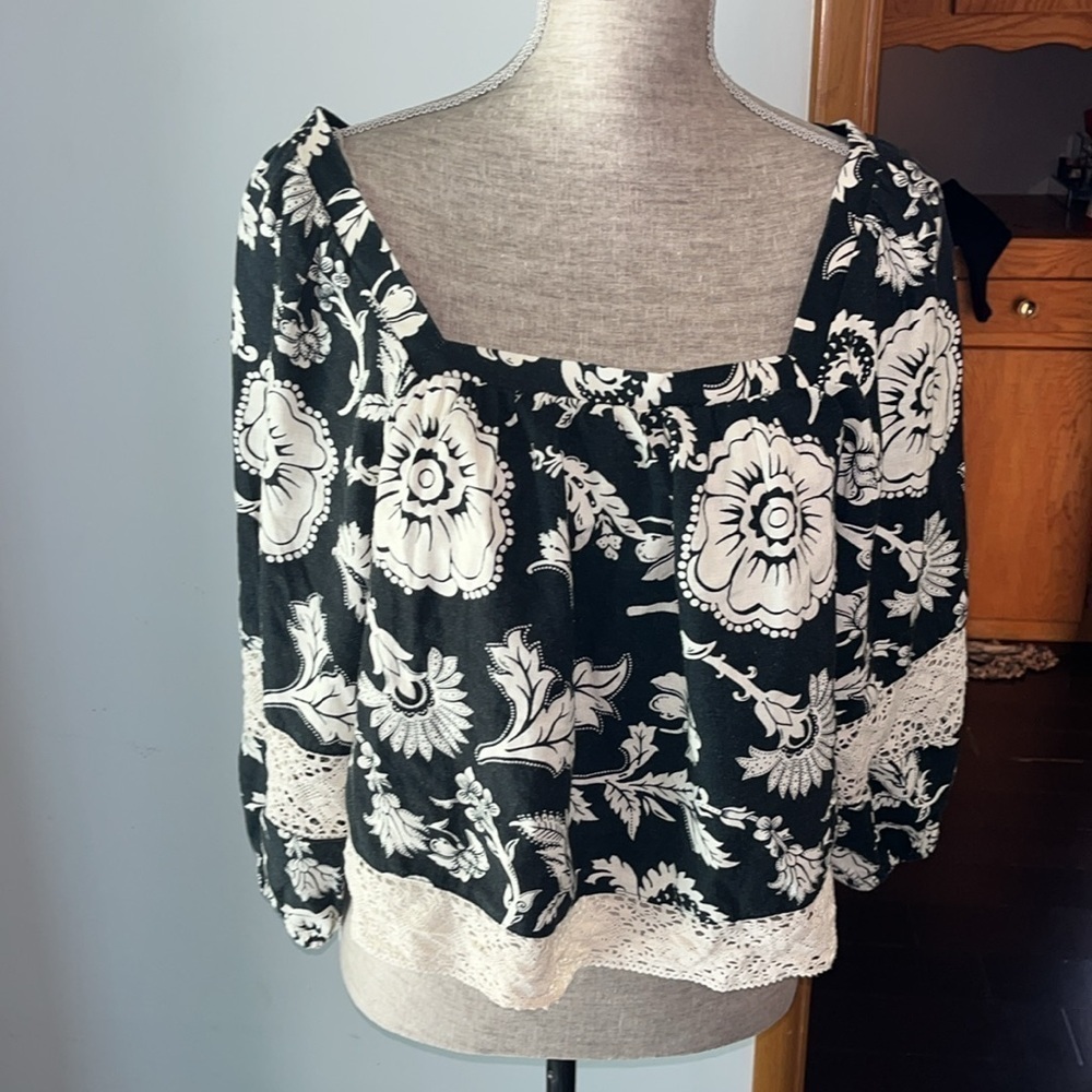CHRISTIAN SIRIANO Printed Square Neckline Crop Top Size Large